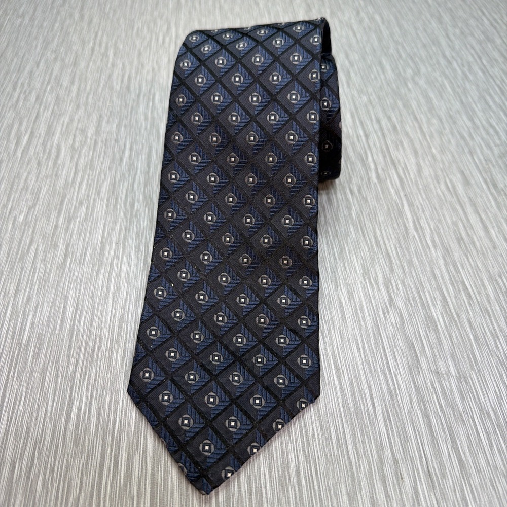Hugo Boss Tie Black Navy Blue Geometric Print Silk Made in Italy‎ Mens